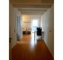 Dachgeschosswohnung - 400,00&nbsp;EUR Kaltmiete, ca.&nbsp; 30,00&nbsp;m&sup2; in Drachselsried (PLZ: 94256)