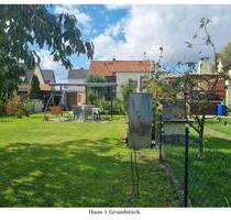 Zweifamilienhaus mit zwei getrennten Eigentumswohnungen ab.279…. - Ronnenberg