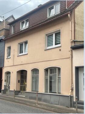 Foto - Top saniertes Mehrfamilienhaus - 352.000,00&nbsp;EUR Kaufpreis, ca.&nbsp; 221,00&nbsp;m&sup2;