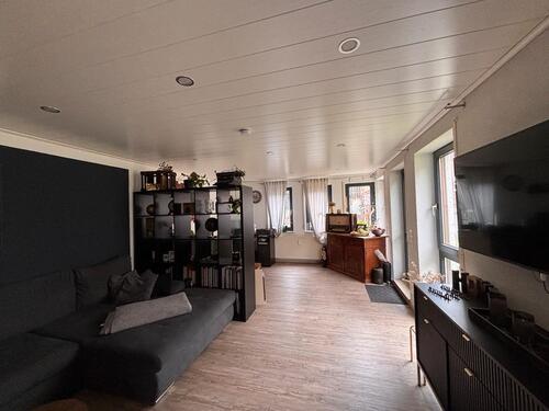 Foto - 2.5 Zimmer Mehrfamilienhaus, Wohnhaus in Ötisheim