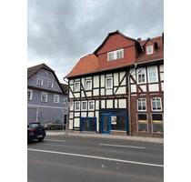 Sanierungsobjekt mit 2 Wohneinheiten & Laden – Top Lage - Schwalmstadt