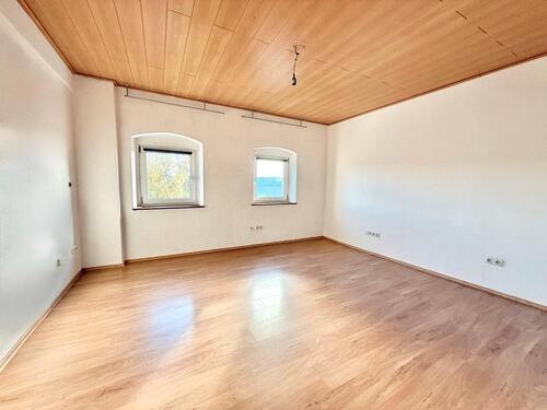 Foto - Dachgeschoßwohnung in Weiden in der Oberpfalz zur Miete