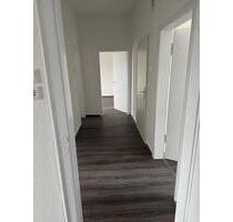 Wohnung zu Vermieten - 850,00&nbsp;EUR Kaltmiete, ca.&nbsp; 88,00&nbsp;m&sup2; in Bottrop (PLZ: 46238) Batenbrock