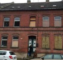 Mehrfamilienhaus mit Grundstück - Burg