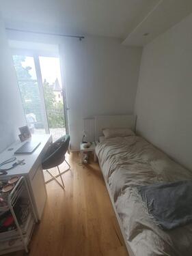 Foto - Gemütliches WG Zimmer mit Balkon in Zentrumsnähe