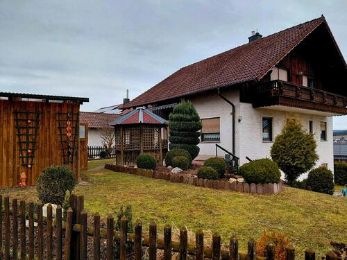 Foto - 10 Zimmer Einfamilienhaus zur Miete in Roding