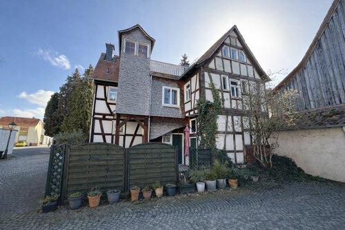 Foto - Elegantes Einfamilienhaus in Nidderau mit 4,5 Zimmern