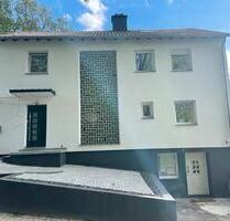 Modernes Einfamilienhaus + Einliegerwohnung in Premiumlage - Öhringen