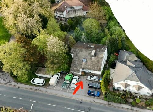 Foto - Platzwunder für Familie & Beruf: Großzügiges Haus, Garten, Garage