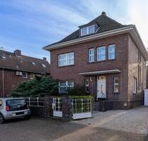 Repräsentative Stadtvilla mit Pool und Garten - Erstbezug nach aufwändiger Renovierung & Sanierung - Lünen Alstedde