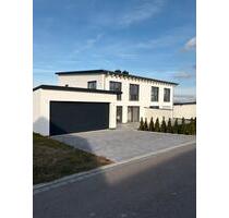 Erstbezug Doppelhaushälfte, tolle Lage - Wertingen