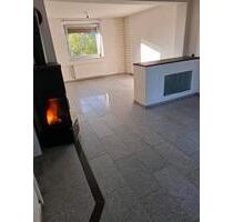 schönes ruhig gelegenes Mietshaus-whg Nähe Arzfeld Waxweiler - Üttfeld