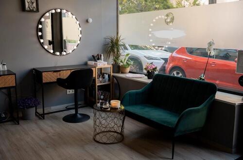 Foto - Kosmetik Arbeitsplatz zu vermieten (Nägel, Wimpern, PMU, Brows)