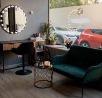 Kosmetik Arbeitsplatz zu vermieten (Nägel, Wimpern, PMU, Brows) - Baiersdorf