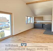 Viel Platz für die Familie: Sanierte Obergeschosswohnung mit Garten - Neustadt an der Donau