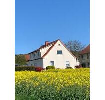 Geräumiges Einfamilienhaus am Fuß des Wiehengebirges, mit 8 Zimme - Hüllhorst