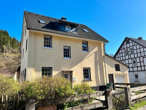 Foto - Einfamilienhaus mit Einliegerwohnung in Korbach Nieder-Schleidern
