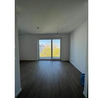 Stilvolle 2-Raum-Wohnung mit Balkon und Einbauküche in Berlin Hei