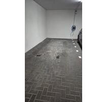 Stellplatz in Tiefgarage in Immenhausen