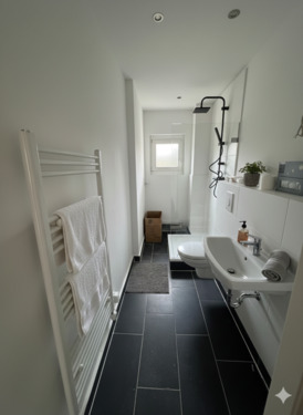 Foto - WG Zimmer in wunderschönen Kernsanierten Wohnung mit Stellplätzen