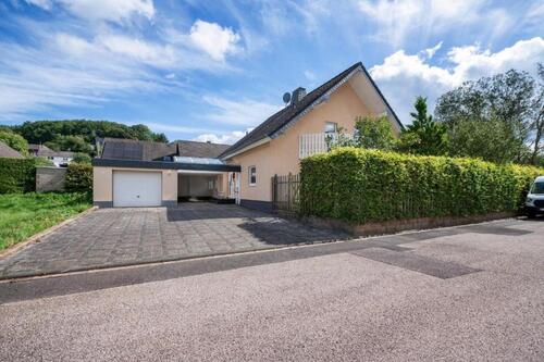 Foto - Modernes Wohnhaus möbliert ab September 2026 langfristig