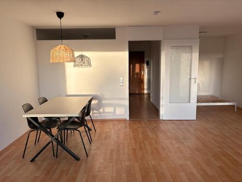 Foto - Renovierte 1,5-Zi.-Wohnung möbliert mit Balkon & TG in Böblingen