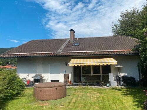 Foto - Große 4- Zimmer Wohnung Garten Garage