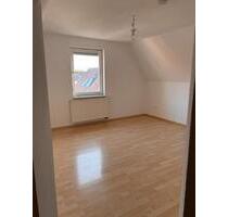 Mietwohnung Dachgeschoss - 1.200,00 EUR Kaltmiete, in Friedrichshafen (PLZ: 88045)