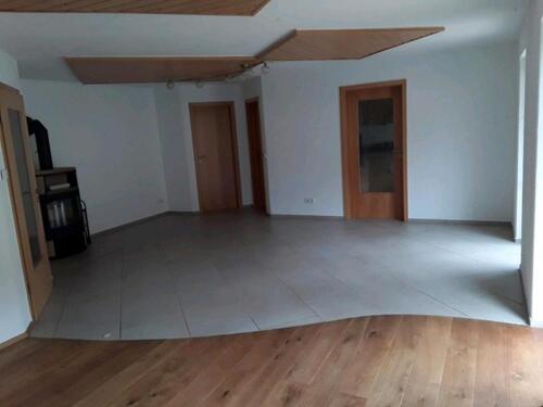 Foto - 4 Zi-Wohnung - 1.400,00&nbsp;EUR Kaltmiete, ca.&nbsp; 133,00&nbsp;m&sup2;