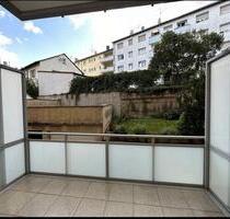 WG Zimmer in Stuttgart-Mitte - 680,00&nbsp;EUR Kaltmiete, ca.&nbsp; 20,00&nbsp;m&sup2; in Stuttgart (PLZ: 70182) Stuttgart-Mitte