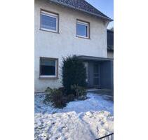 2 Zimmer EG Wohnung mit Terrasse und Stellplatz – ab 01.05. - Lemgo