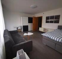 WG Zimmer für Frauen ab sofort - 590,00&nbsp;EUR Kaltmiete, ca.&nbsp; 20,00&nbsp;m&sup2; in Wolfschlugen (PLZ: 72649)