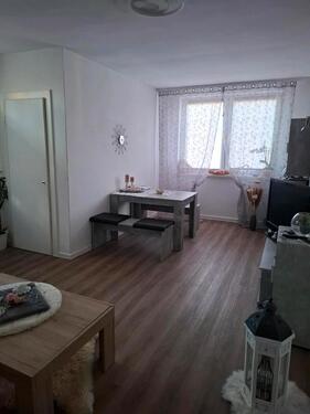 Foto - Nachmieter zum 01.11.25 - 450,00 EUR Kaltmiete,