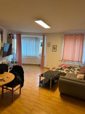 Foto - Möblierte 3 Zimmer Wohnung - 800,00&nbsp;EUR Kaltmiete, ca.&nbsp; 80,00&nbsp;m&sup2;