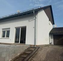 EFH mit Garten , Terrasse und Garage - Battweiler