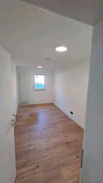 Foto - 1 Zimmer Erdgeschoßwohnung in Eningen unter Achalm