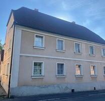 Wohnhaus mit Nebengebäude - 375.000,00 EUR Kaufpreis, in Walsdorf (PLZ: 96194)