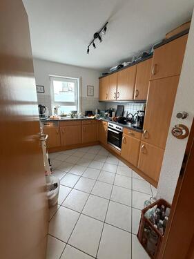 Foto - 3,5 Zimmerwhg mit Balkon, EBK, TG-Platz, Aufzug und Hausmeister