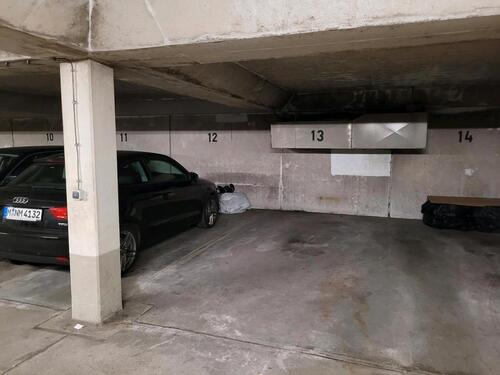 Foto - Tiefgaragen Stellplatz in 81735 München Neuperlach