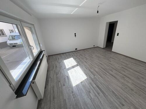 Foto - Wohnung 75m2 3 ZKB EG ab 01.07 Klimatisiert
