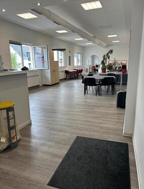 Foto - Attraktive Gewerbefläche mit 181 m² in zentraler Lage von Brühl