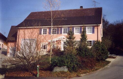 Foto - Charmantes Einfamilienhaus mit angrenzendem Baugrundstück