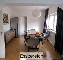 Helle 4,5-Zimmer-Wohnung mit Balkon in ruhiger Lage - Eppelheim