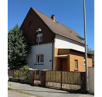 Freistehendes Zweifamilienhaus in Hanau- Klein Auheim