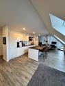 Foto - Moderne 3 Zimmer Dachgeschoss Wohnung