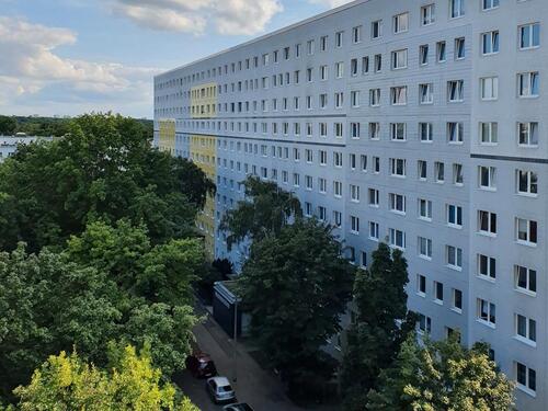 Foto - Praktisch & zentral – kleine Wohnung mit Aufzug und Fernblick !