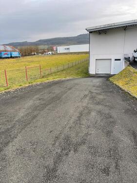 Foto - Sichere Stellplätze - kameraüberwachte Halle in Bad Staffelstein