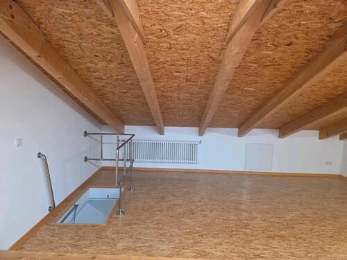 Foto - 2 Zimmer Dachgeschoßwohnung zur Miete in Aschersleben