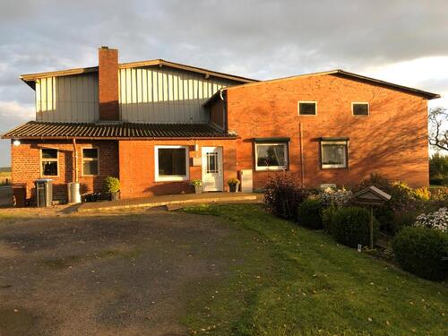Foto - 10 Zimmer Mehrfamilienhaus, Wohnhaus zum Kaufen in Westermoor