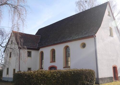 Foto - Atelier, ehemalige Kirche, gegen Gebot